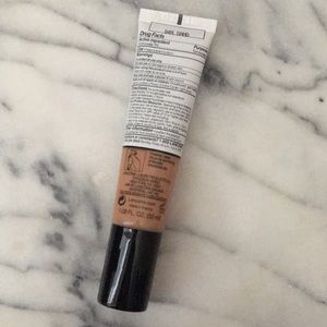 Lancome Makeup - Lancôme Skin Feels Good Hydrating Skin Tint Lancome Makeup - Lancôme Skin Feels Good Hydrating Skin Tint